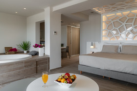 KB Ammos Suites