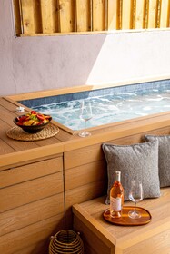 Skiathos Avaton Suites & Villas