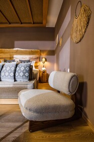 Skiathos Avaton Suites & Villas