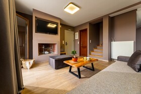 Skiathos Avaton Suites & Villas