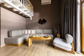 Skiathos Avaton Suites & Villas