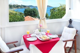 Nimfi Hotel