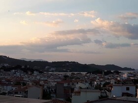 Antonia House