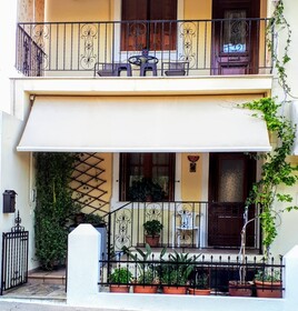 Antonia House