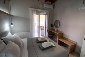 Avres Apartments