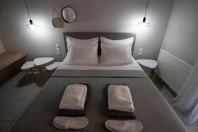 Avres Apartments