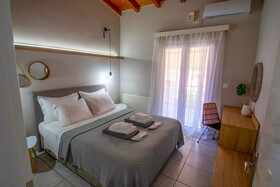 Avres Apartments