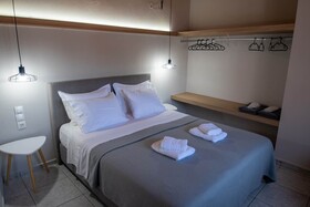 Avres Apartments