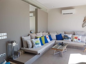 Core Luxury Suites
