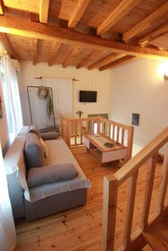Orpheus And Eyrydice Boutique Apartments