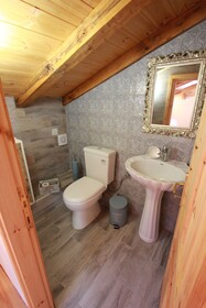 Orpheus And Eyrydice Boutique Apartments