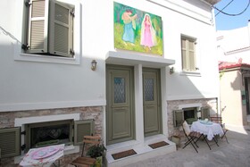Orpheus And Eyrydice Boutique Apartments
