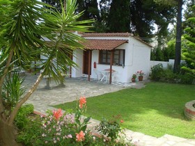 Paraschos Studios