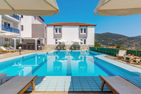 Aperitton Hotel