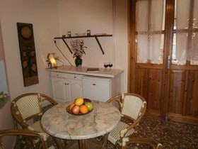 Karavos Apartments & Villa