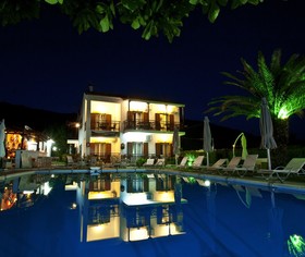 Pegasus Studios & Apartments