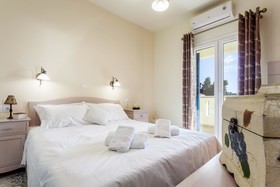 Stafylos Suites