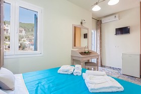 Stafylos Suites