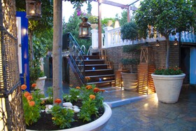 Armata Boutique Hotel