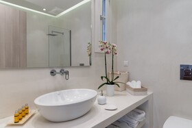 Porto Vecchio Luxury Suites