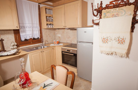 Kaminos Boutique Hotel