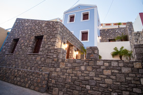 Kaminos Boutique Hotel