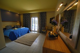 Dolphin Bay Family Beach Resort