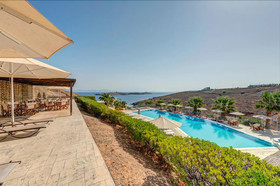 Sunrise Beach Suites