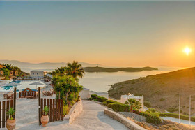 Sunrise Beach Suites