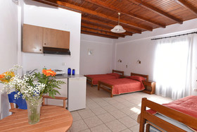 Glafki Studios & Apartments