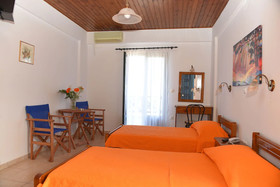 Glafki Studios & Apartments