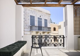 Syroc Maison