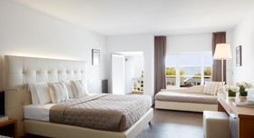 Hydra Beach Resort