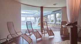 Hydra Beach Resort