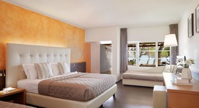 Hydra Beach Resort