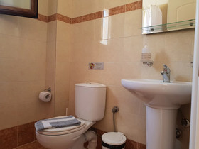 Domaine Papakonstantis Apartments To Let