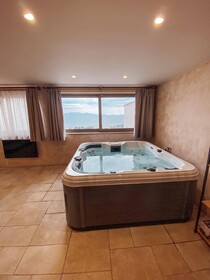 Mani Luxury Suites