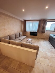 Mani Luxury Suites
