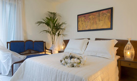 Makis Inn Beach & Resort