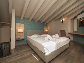Paradise Resort Finikounda