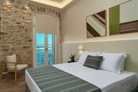 Yeeon Boutique City Hotel Gythio