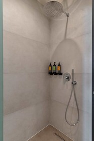 Yeeon Boutique City Hotel Gythio