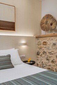 Yeeon Boutique City Hotel Gythio