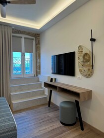 Yeeon Boutique City Hotel Gythio