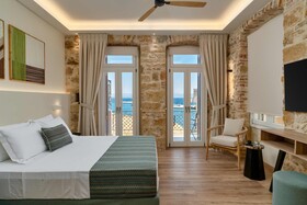 Yeeon Boutique City Hotel Gythio