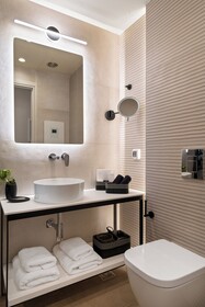 Yeeon Boutique City Hotel Gythio