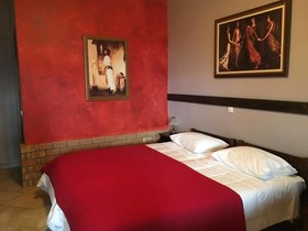 Aphrodite's Inn