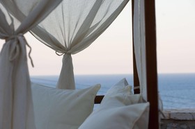 Apelon Tiritas Villas