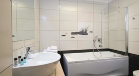 Niriides Luxury Villas