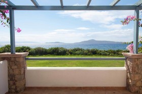 Neapoli Villas